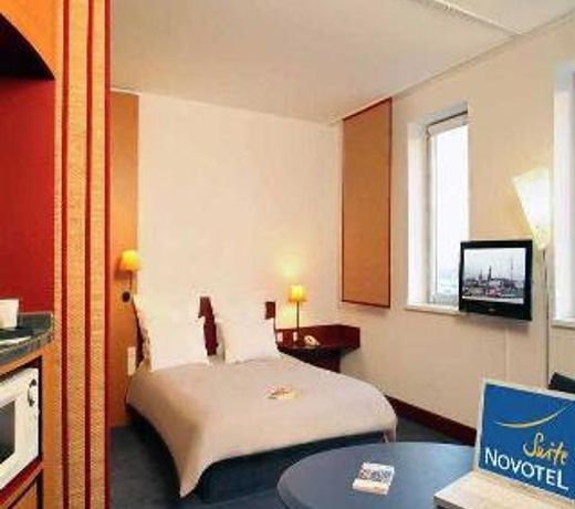 Novotel Suites Hamburg City
