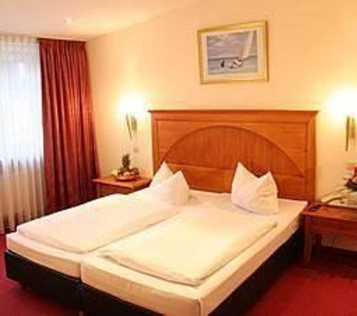 Hotel Commodore