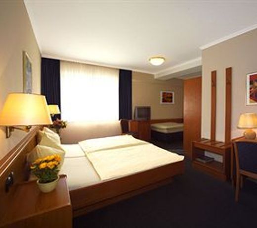 Elbbrücken Hotel