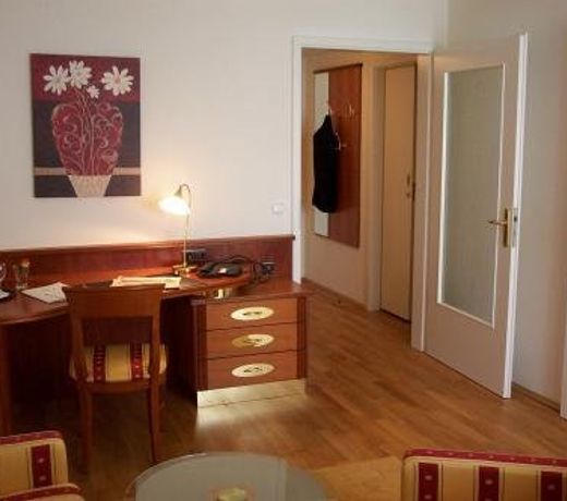 NewLivingHome Residenzhotel Hamburg