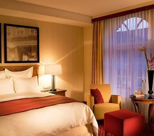 Renaissance Hamburg Hotel