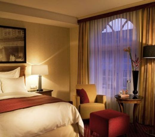 Renaissance Hamburg Hotel