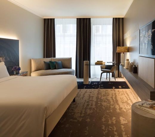 Renaissance Hamburg Hotel