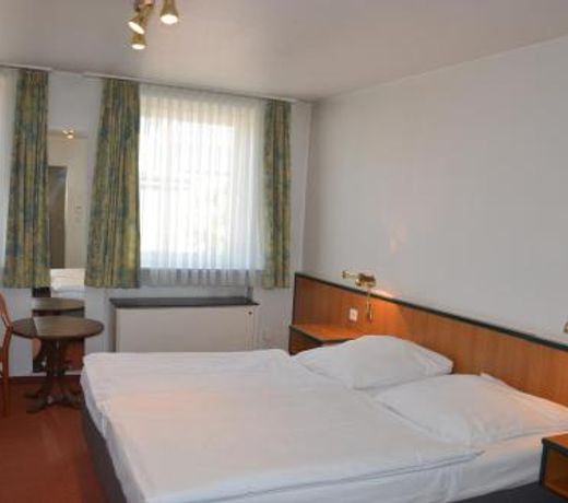 Centrum Hotel Commerz am Bahnhof Altona