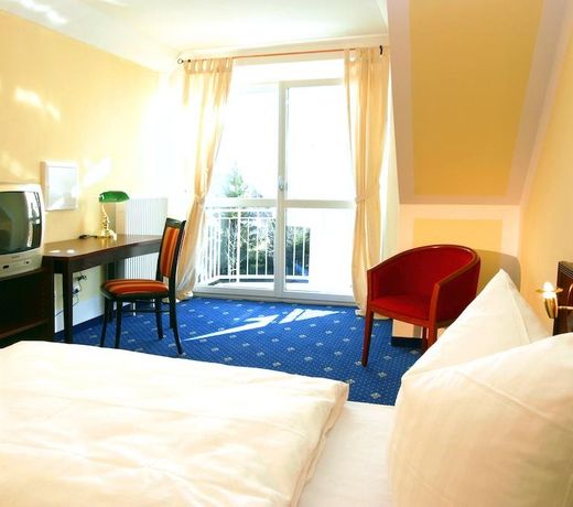 Airport Regentpark Hotel