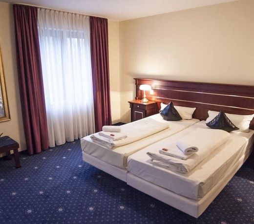 Stargaze Home Hotel