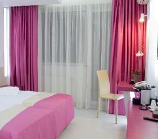 Christina Hotel