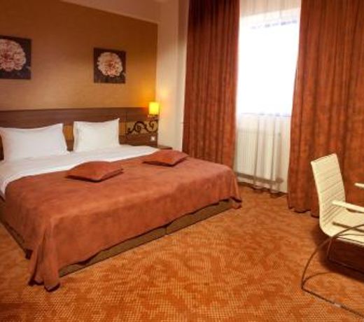 RIN Central Hotel
