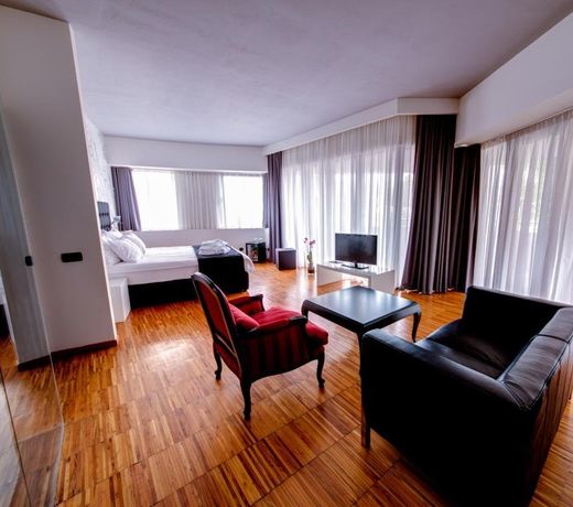 Sarroglia Hotel