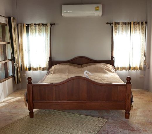 Chiangmai Royal Creek Hotel