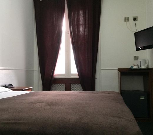 London Continental Hotel