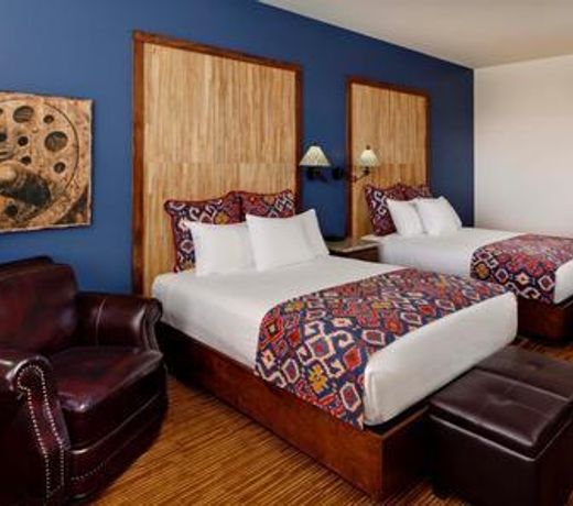 Tailwater Lodge