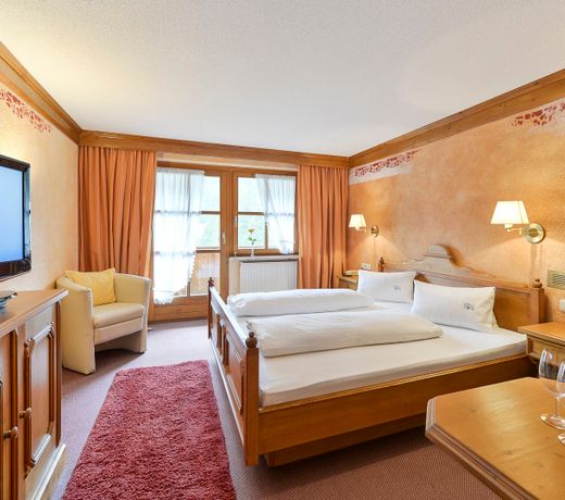 Das alpine Lifestyle Berghotel Madlener