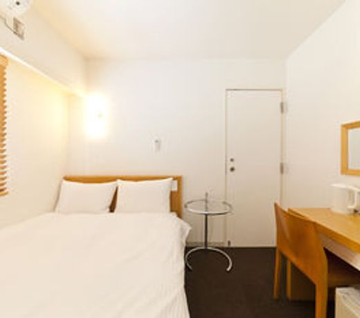 7 Days Hotel