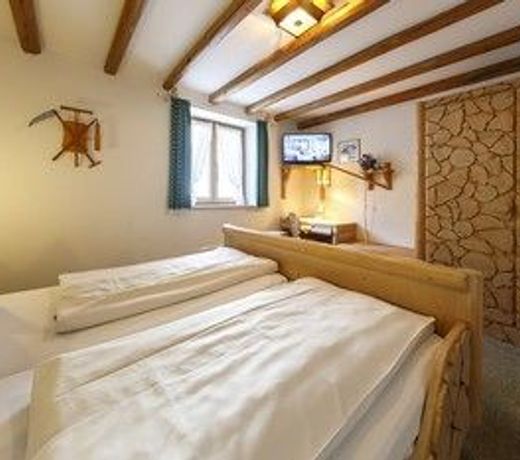 Hotel & Gasthof Fraundorfer