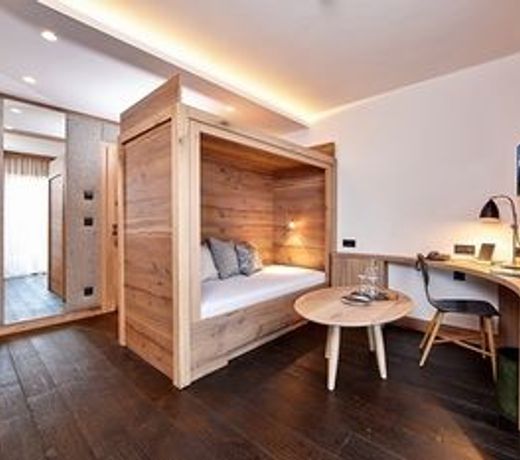 Hotel Staudacherhof History & Lifestyle