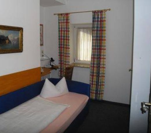 HAUS HOHENZOLLERN HOTEL-GARNI