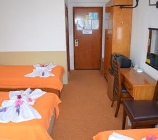 Megas Hotel