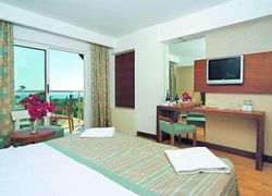 Commodore Elite Suites & Spa Ultra All Inclusive фото 2