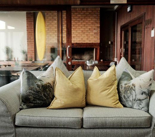 Shaloha Guesthouse on Supertubes