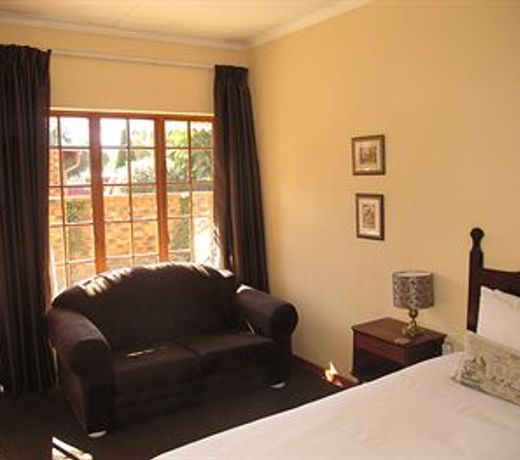 Aero Guest Lodge
