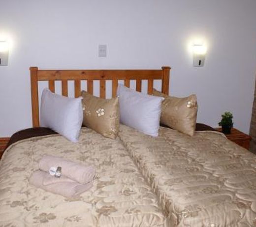 Airport Inn Bed and Breakfast