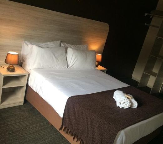 G-Lodge