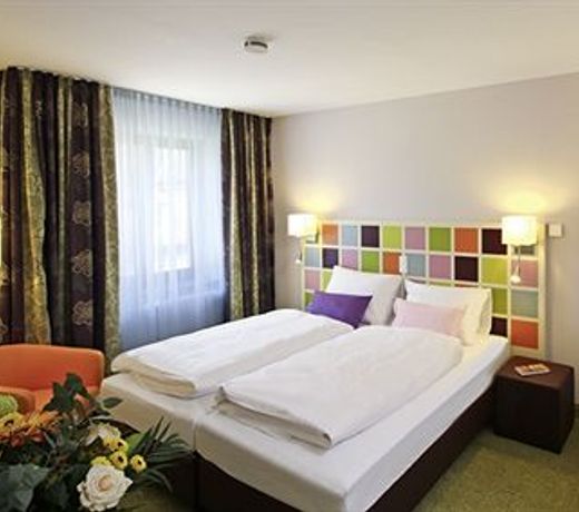 Hotel Arooma