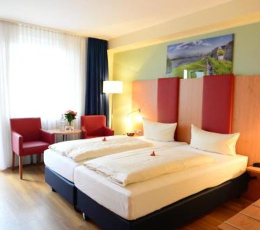 Hotel National Dusseldorf (Superior)
