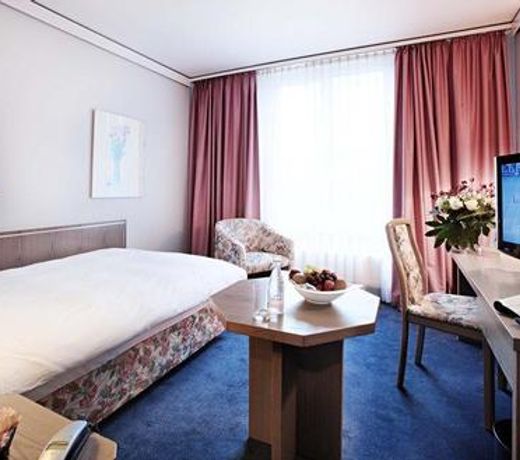 Hotel Dusseldorf City by Tulip Inn