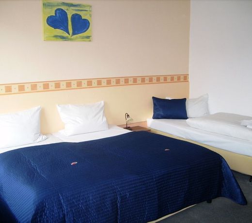 EU CENTRALHOTEL IM TÃNNCHEN
