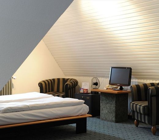 Waldhotel Unterbach