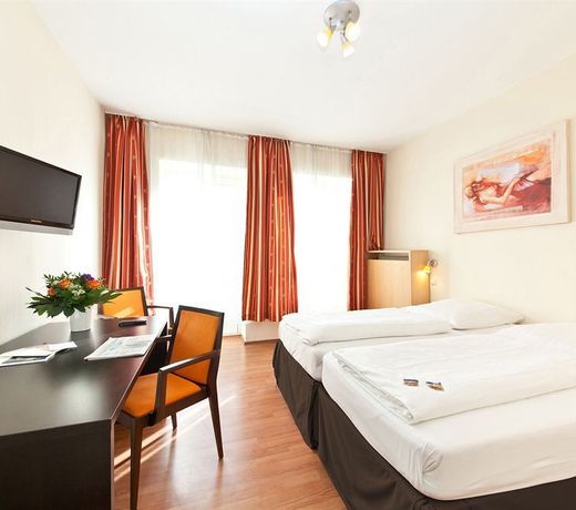 Select Premium Hotel & Apartments