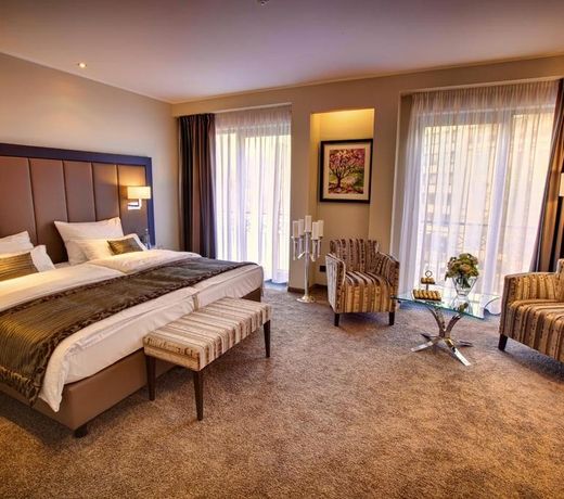 Hotel Favor