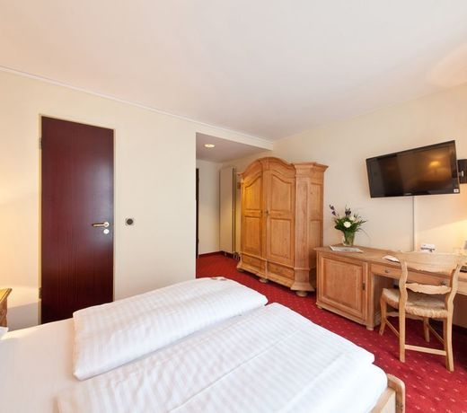 Novum Hotel Madison Dusseldorf Hauptbahnhof