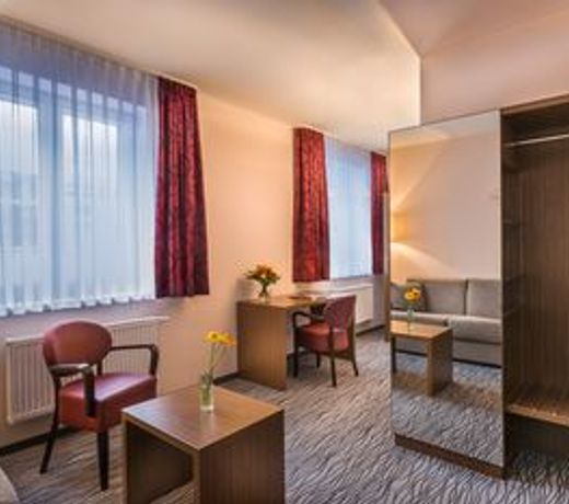 Hotel Dresden Airport