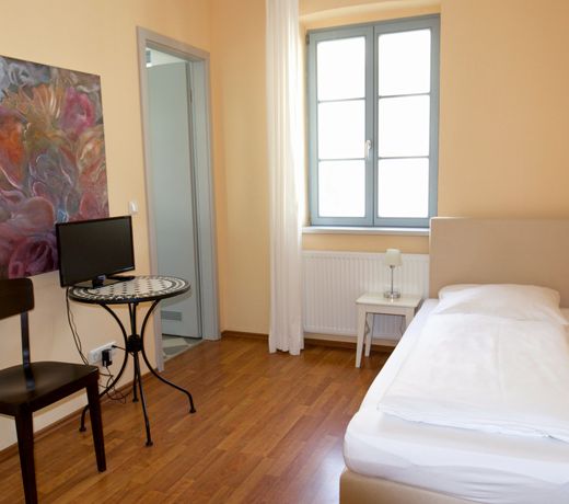 Hofgarten 1824 Hotel garni