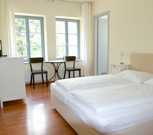 Hofgarten 1824 Hotel garni