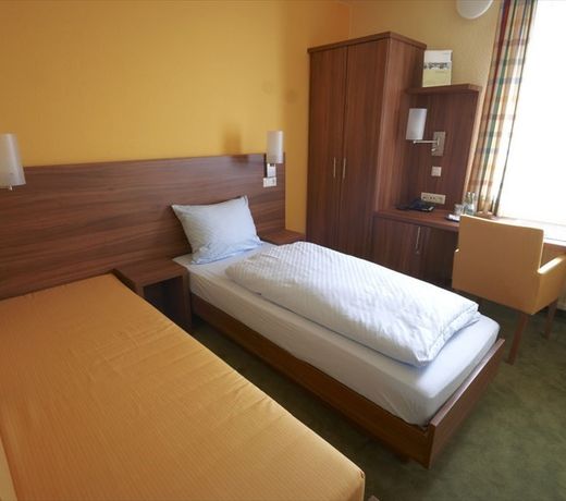 Greet hotel Darmstadt - an Accor hotel -