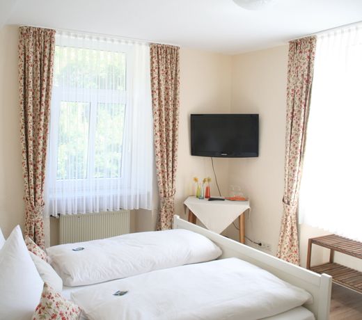 Moselland Hotel im Enderttal Zum Onkel Willi