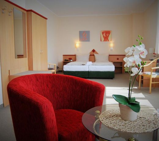Feel Good Hotel