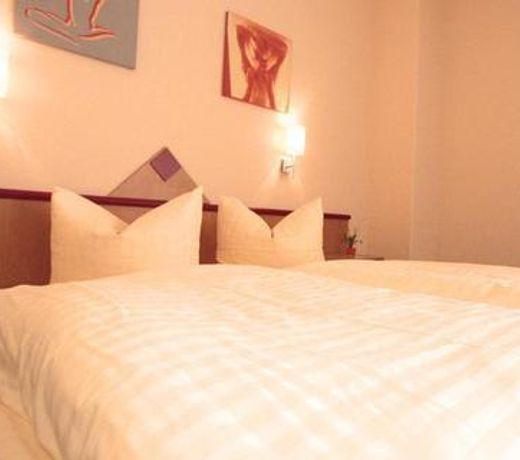 Feel Good Hotel