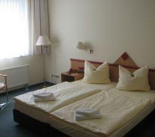 Feel Good Hotel