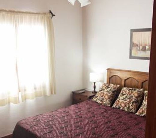 Hostal L' Hirondelle