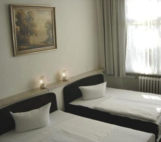 Hotel Pension Messe