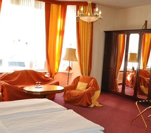 Hotel-Pension Savoy