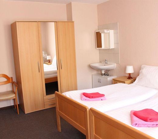 HOTEL-PENSION AURORA