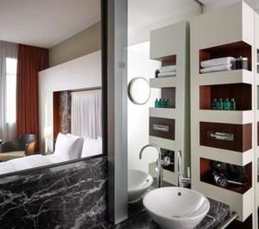 Hotel Luc, Autograph Collection