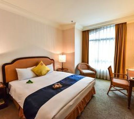 Wei-Yat Grand Hotel