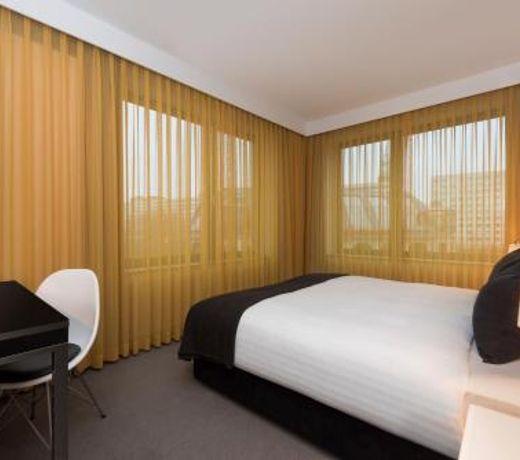 Adina Apartment Hotel Berlin Hackescher Markt